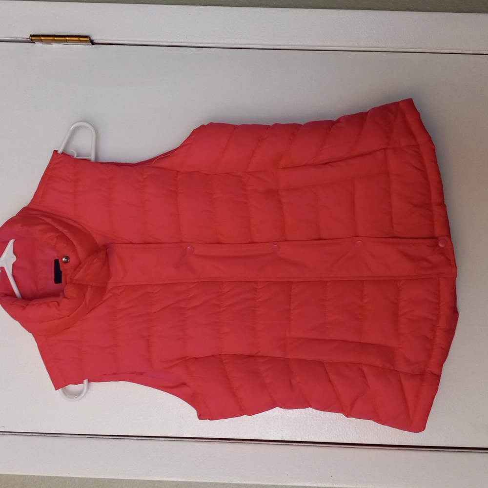 Gap pink puffy vest sz S